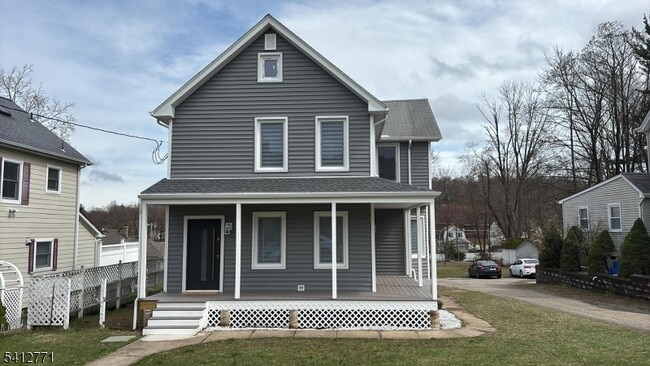 Building Photo - 52 Bartholdi Ave