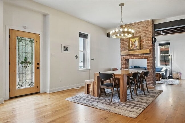 Photo - 3865 Howley St