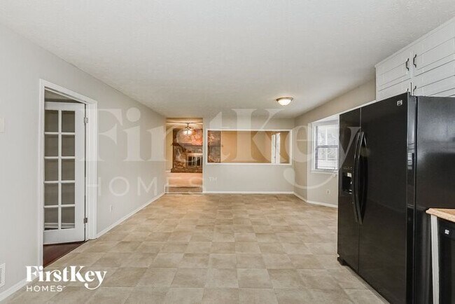 Photo - 120 Windsong Ct