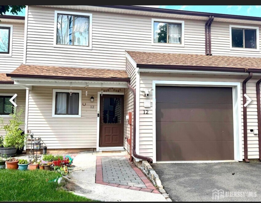 12 Palm Ct