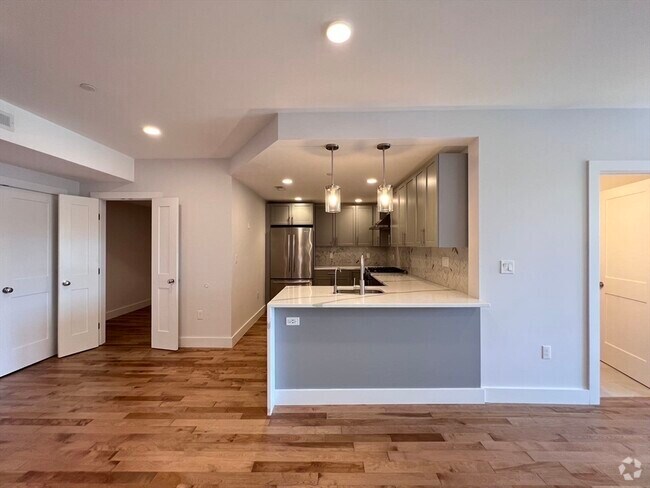 Building Photo - 50 Hichborn St Unit 403 Rental