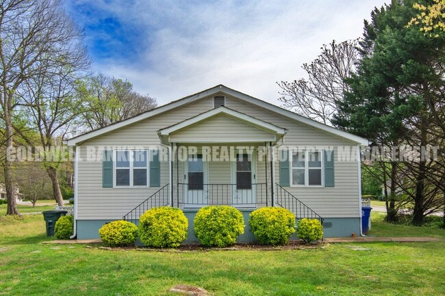 Building Photo - 1236 N Concord Rd Rental