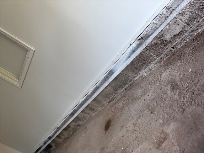 Photo - 1656 Jefferson Rd