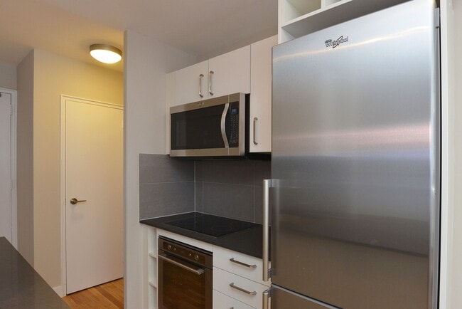 95 Jameson Ave Unit 604