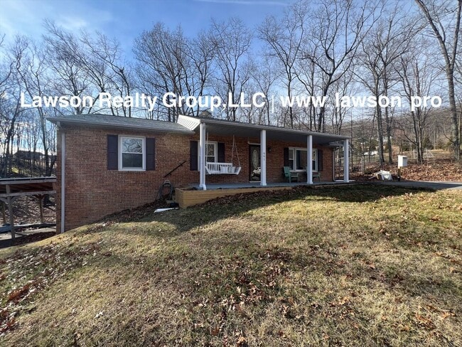 Photo - Peaceful Retreat with Outdoor Space-Botetourt County