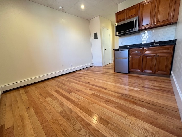 Building Photo - 860 Beacon St Unit 8