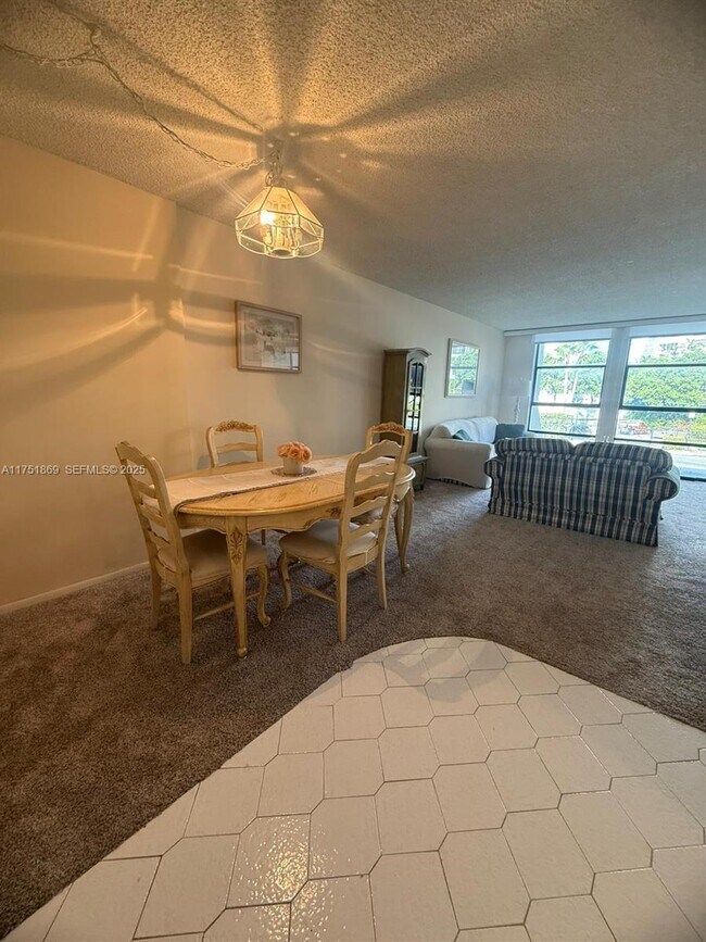 Photo - 501 Three Islands Boulevard Unidad 218