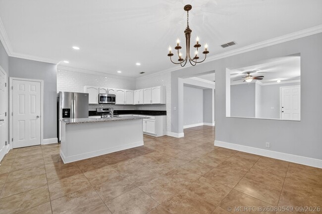 7865 15th Ln
