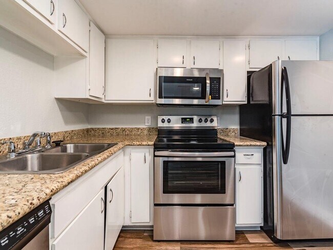 Photo - 2124 Burton Dr Unit 150