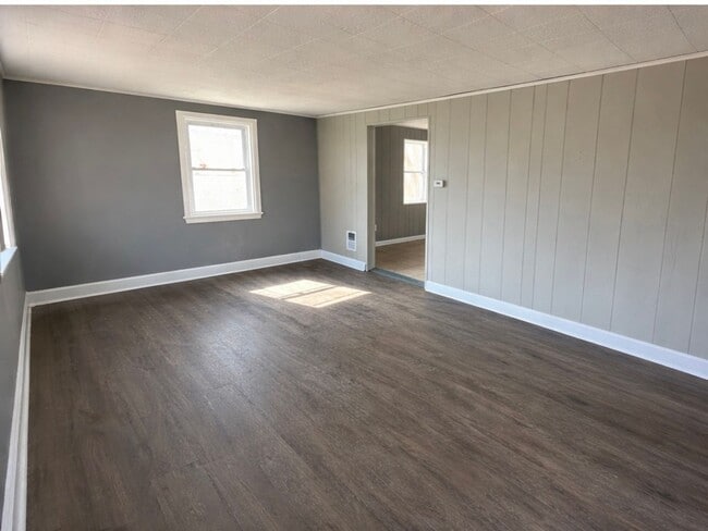 Photo - 2 Bed, 1 Bath for rent!