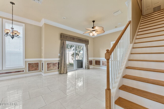 Photo - 100 Downing St