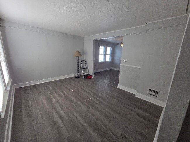 Photo - 112 Gale Ave