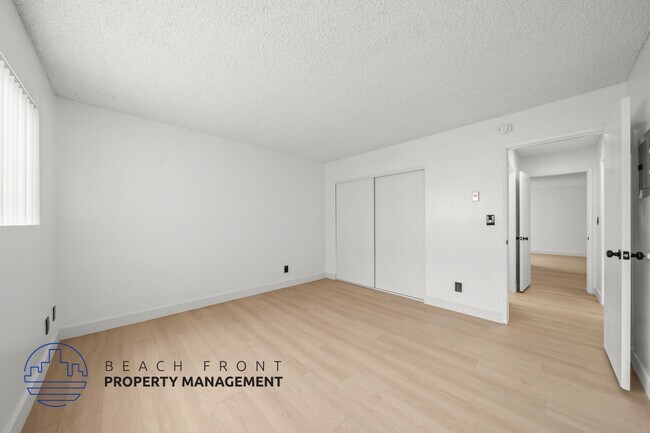 Photo - 925 N. Inglewood Ave.