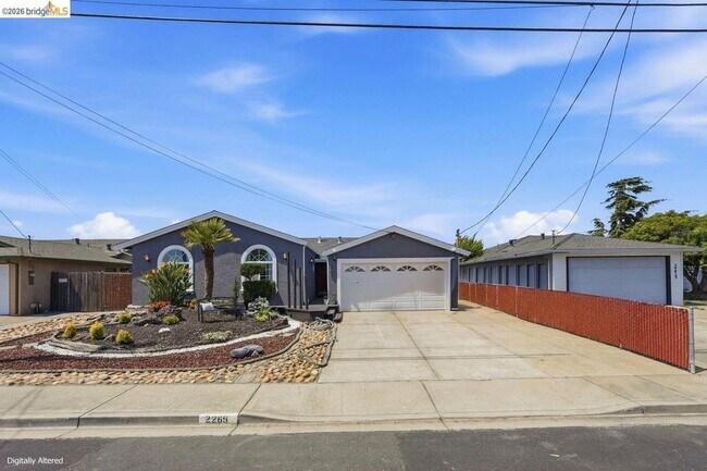 Photo - 2269 Cypress Ave