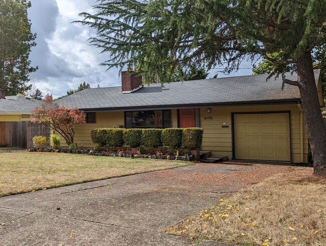 Photo - Great 2 Bedroom With Bonus Space Located in South Eugene!