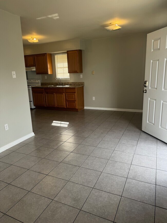 Photo - 2725 Huey P Long Ave Unit 2725