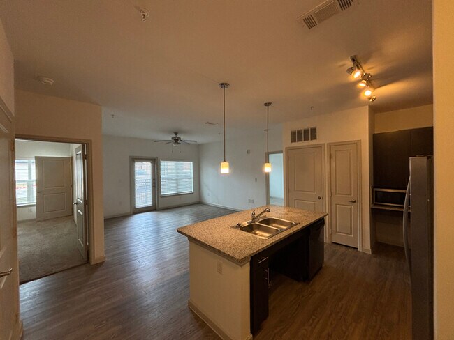 Photo - 1271 Sadler Drive Unit b2