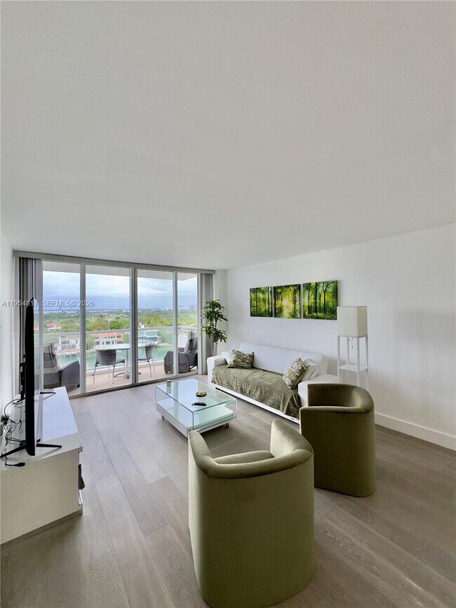 Photo - 5600 Collins Ave Unit 10L