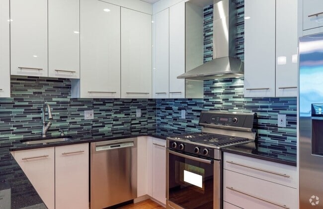 Building Photo - 88 Browne St Unit 1 Rental