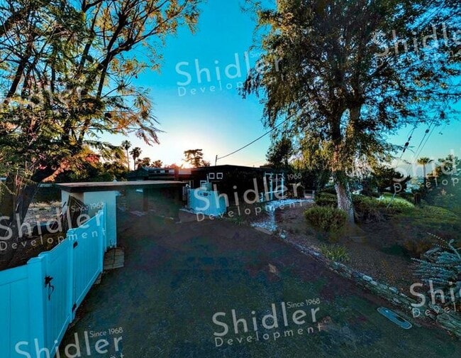 Photo - The Bridge House - 2 Bed 1 Bath + Glass Walled Office with Uncompromising Views