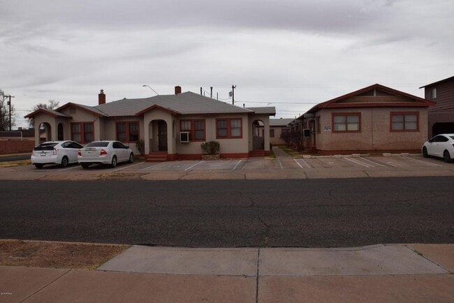 Photo - 405 W Oak St Unit A