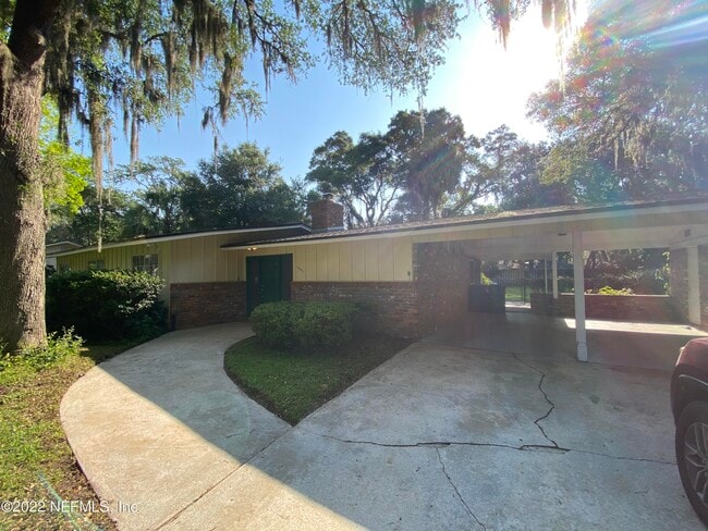 Photo - 1301 Kings Rd