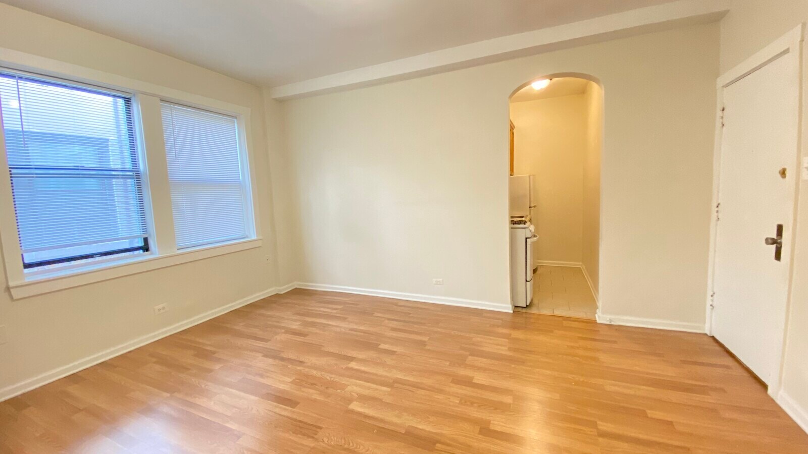 Photo - 839 W Sheridan Rd Unidad 323