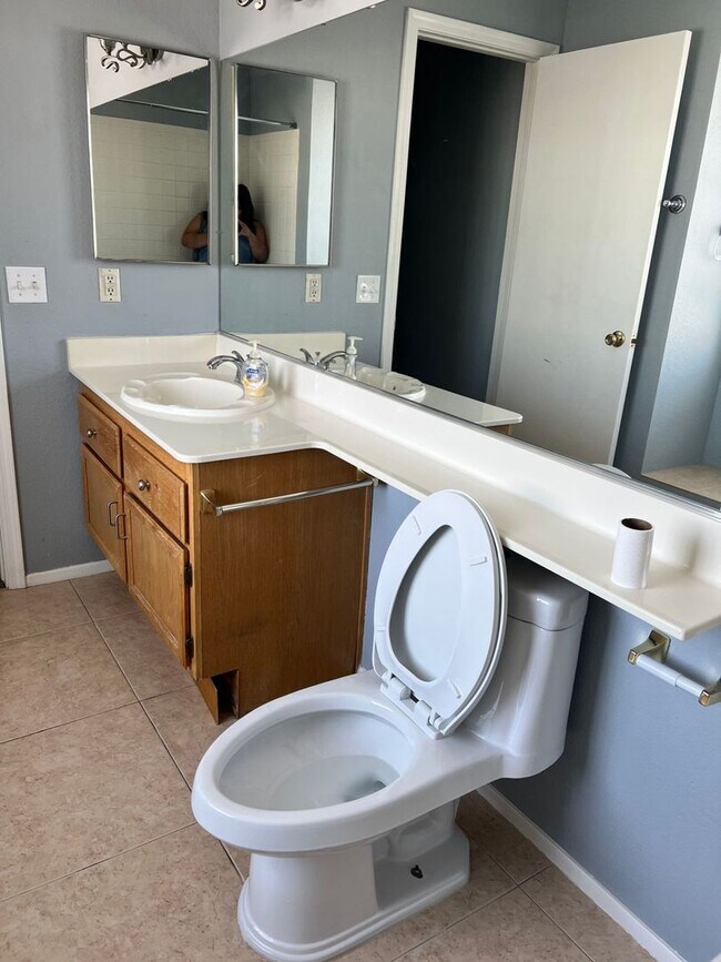 Photo - 2 Bed/2Bath Condo