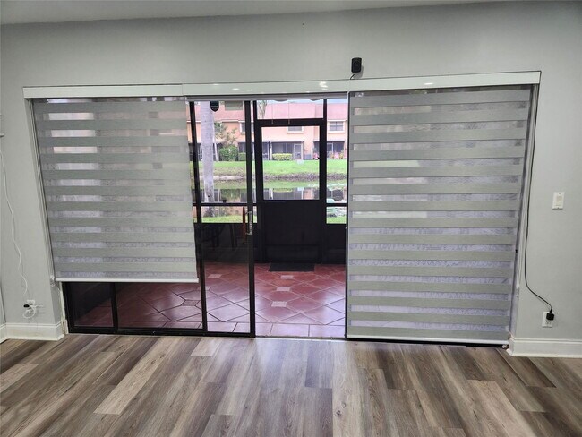 Photo - 3667 Carambola Cir N