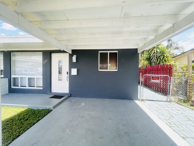 Photo - 131 NW 57th St Unit 131 NW 57 Street