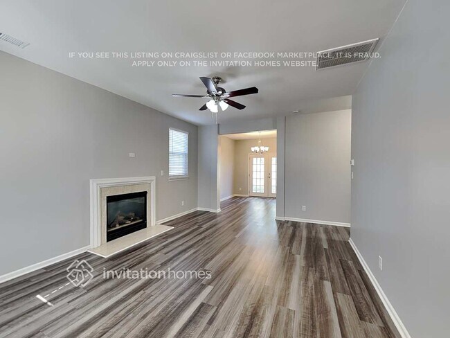 Photo - 161 Sweetmartha Dr