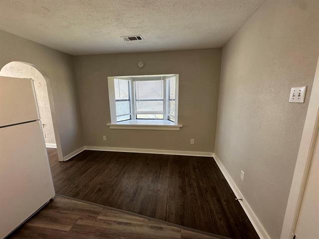 Photo - 1210 Lindsey St