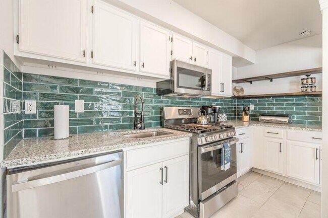 Photo - 346 Natalen Ave Unidad #2