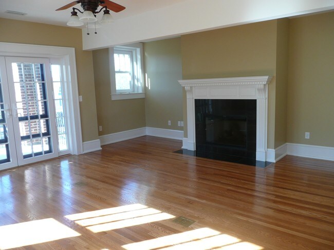 Photo - The Landmark Building