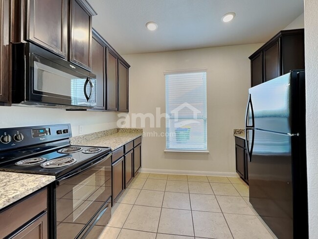 Photo - 19905 Per Lange Pass