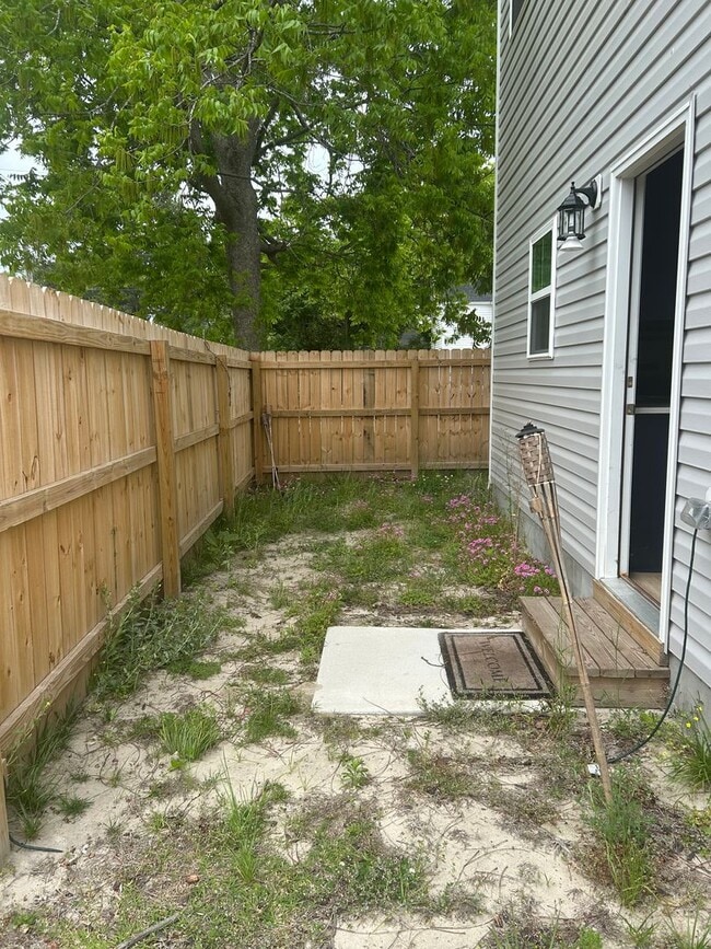 Photo - 1103 Peartreee Road