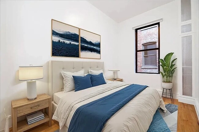 Photo - 164 Waverly Pl Unit 1C