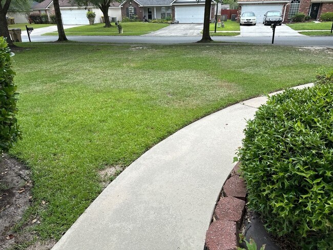 Photo - 247 Laurel Hill Cir House