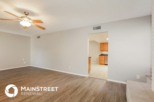 Photo - 2632 E Hillery Dr