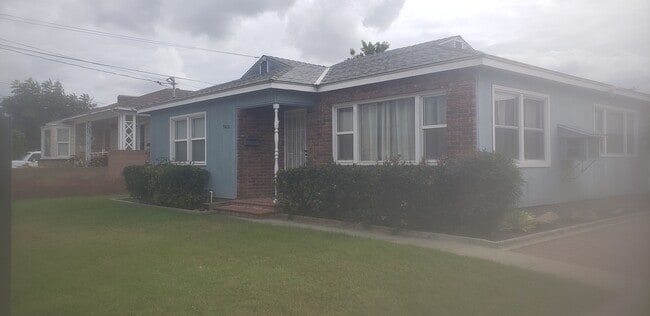 Building Photo - 9412 Beverly St