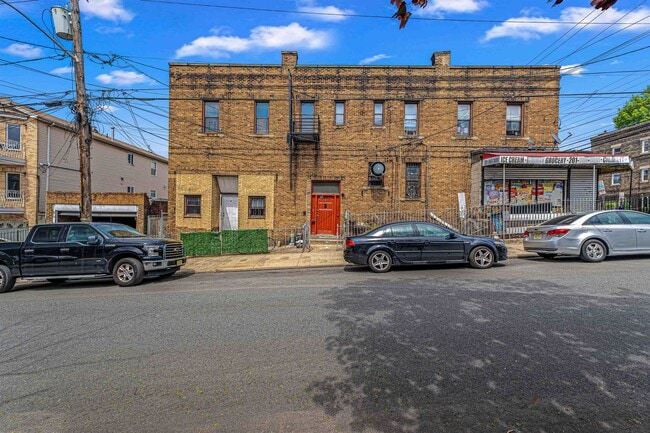 Photo - 245 Liberty Ave Unit 2R