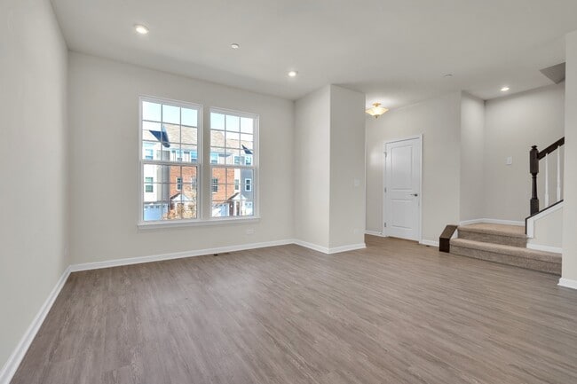 Photo - 773 Rockwell Ln