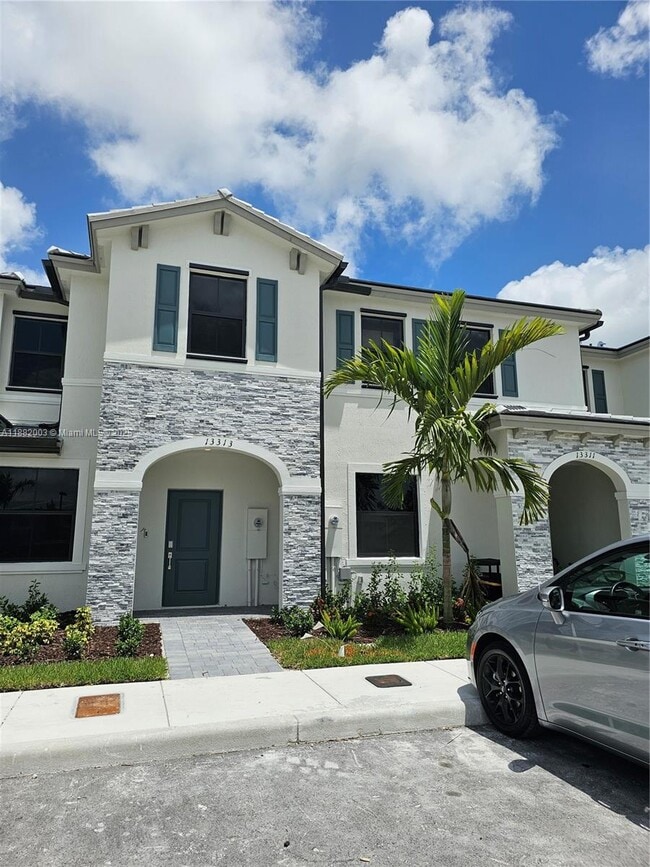 Building Photo - 13313 SW 285th St Rental