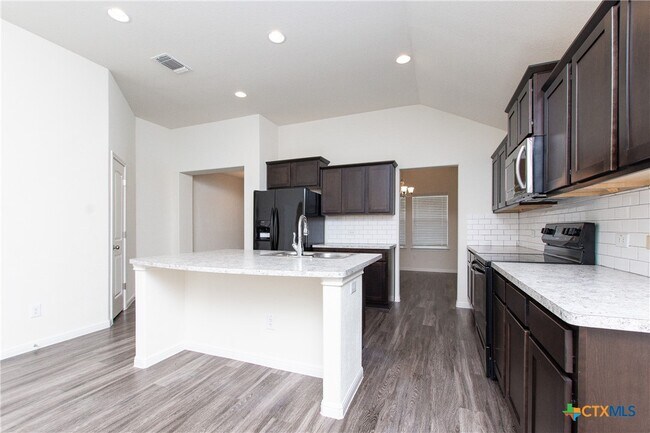 Photo - 6700 Catherine Dr