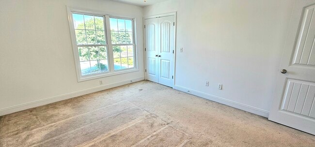 Photo - 83 Buckingham Ave Unit A