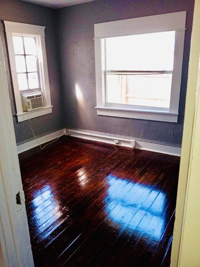 Photo - 314 Cottrill St Unit A