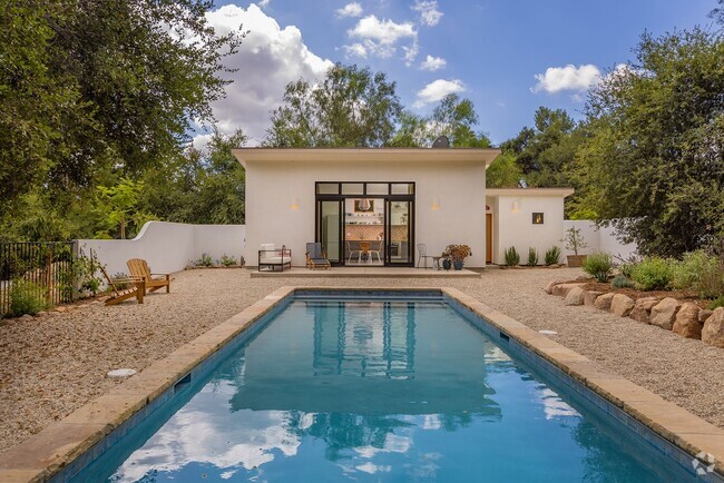 Building Photo - Ojai hideaway! Rental