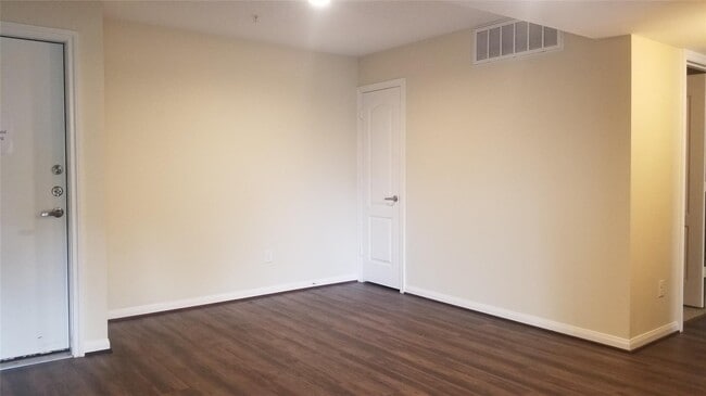 Photo - 8415 Hearth Dr