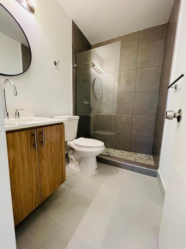 Building Photo - 1515 NE 110th St Unit 1515