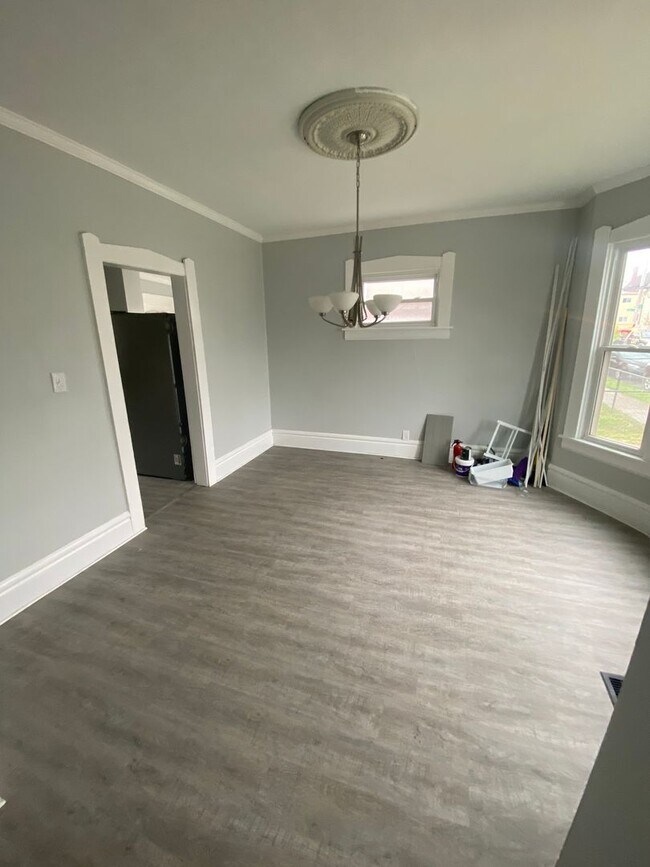 Photo - 1510 Indianola Ave